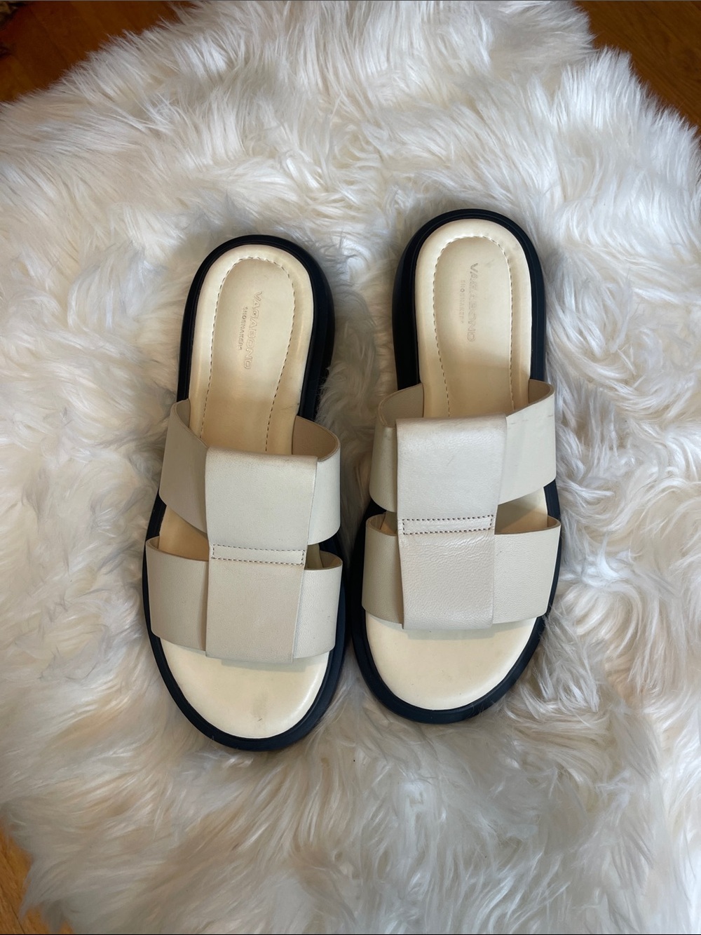 Vagabond Cream Leather Double-Strap Slide Sandals